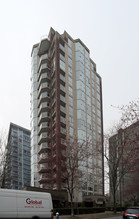 The Ellington in Vancouver, BC - Building Photo - Building Photo