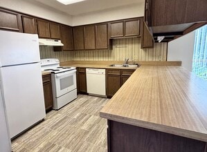 337 Lewis St in Fort Walton Beach, FL - Foto de edificio - Building Photo