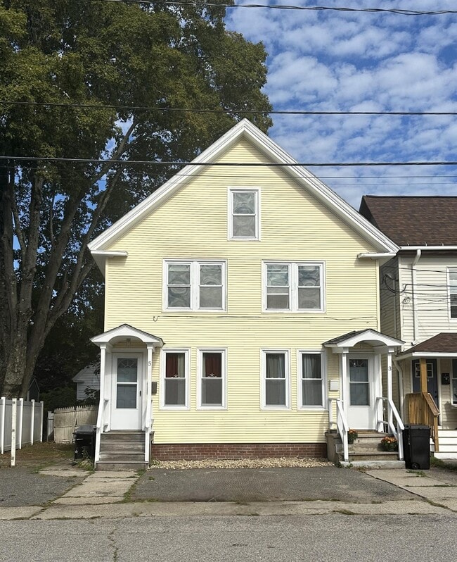 5 Charter St