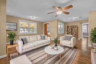 1908 W Fern St in Tampa, FL - Foto de edificio - Building Photo