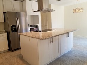 12139 Gladewick Dr in Houston, TX - Building Photo - Building Photo