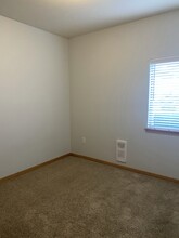 1305 Boon St, Unit 117 in Sumas, WA - Building Photo - Building Photo