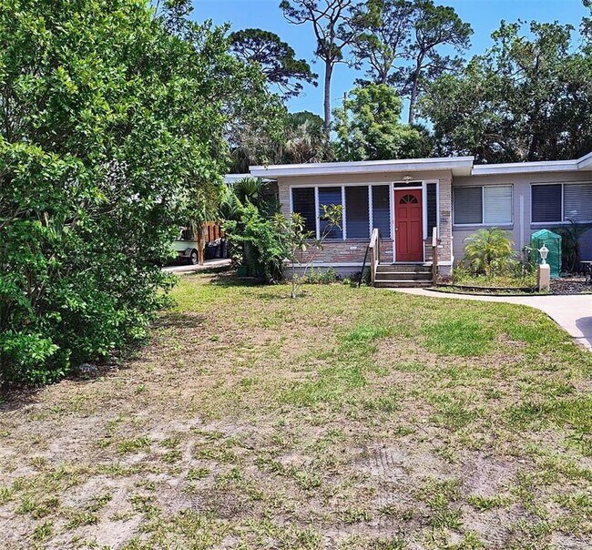 125 Elizabeth St in Daytona Beach, FL - Building Photo - Building Photo
