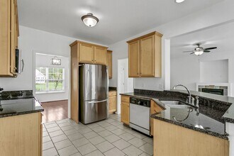 232 Moyock Landing Dr in Moyock, NC - Building Photo - Building Photo