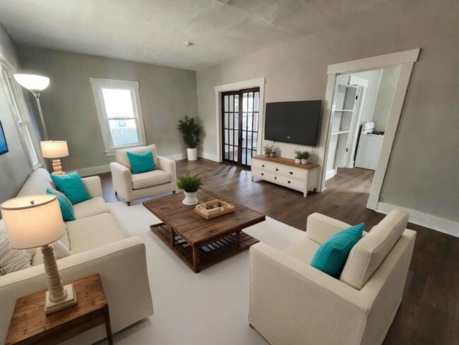 property at 530 Rosemont Ct NW