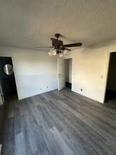 12919 E 31st Ct in Tulsa, OK - Foto de edificio - Building Photo