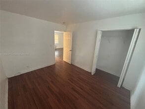 300 SW 4th Ct in Fort Lauderdale, FL - Building Photo - Building Photo