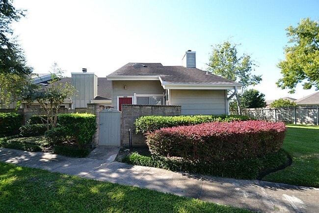 13026 Wirevine Ln