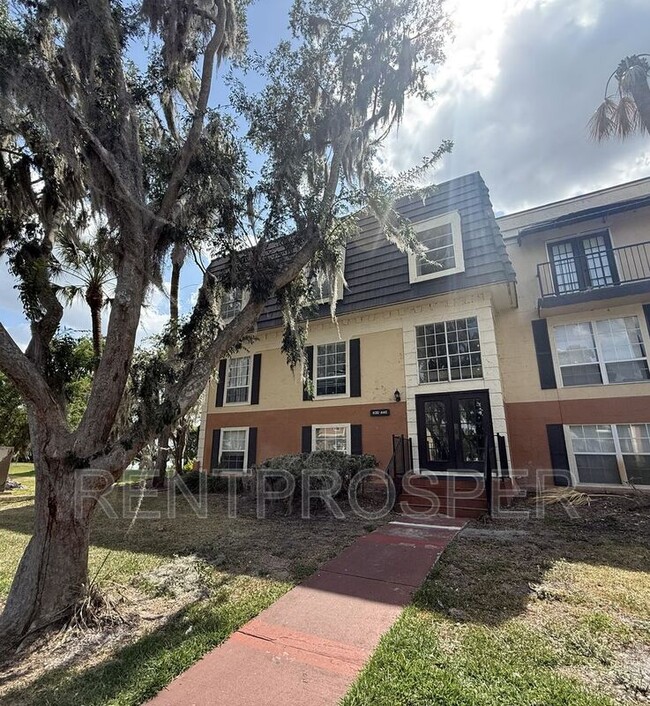 property at 4132 Versailles Dr