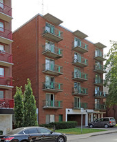 Topaz Apartments