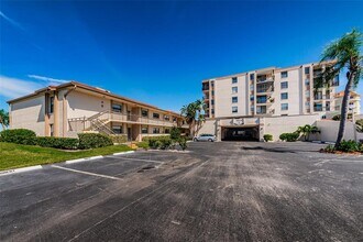 6051 Sun Blvd in St. Petersburg, FL - Building Photo - Building Photo