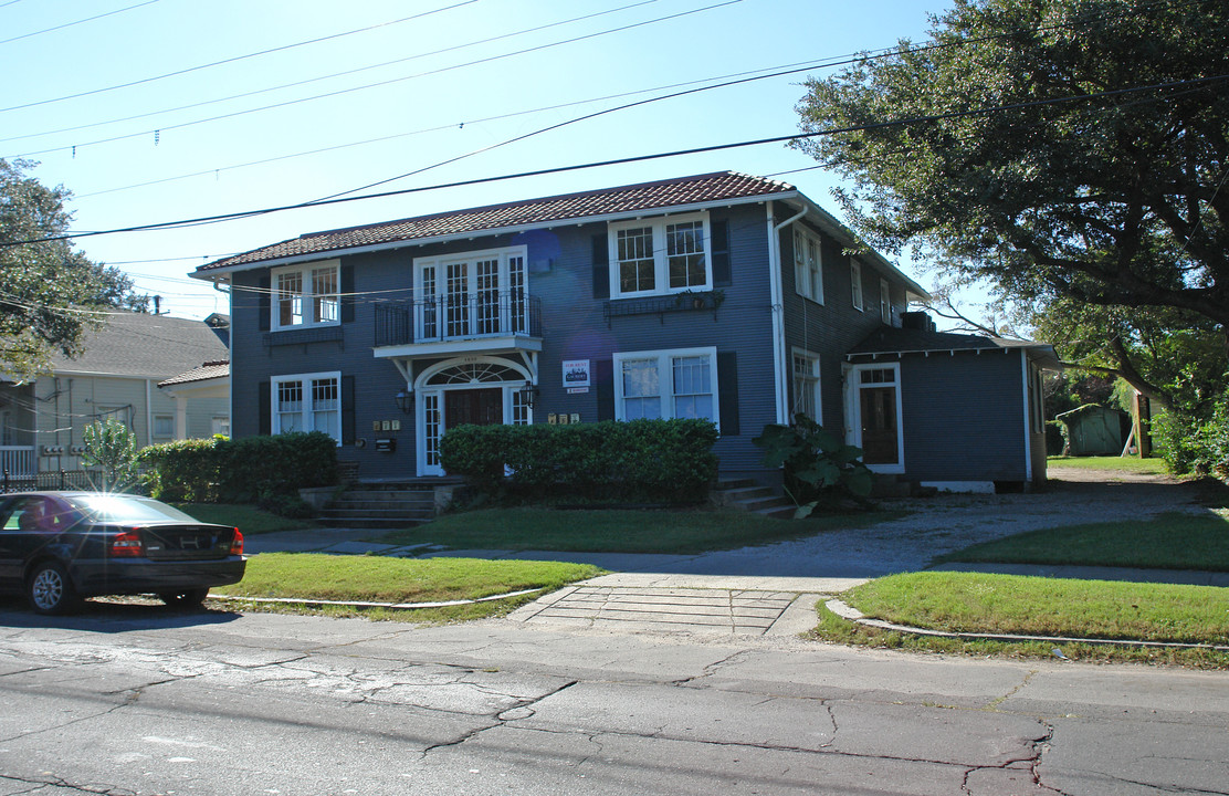 4820 Magazine St in New Orleans, LA - Building Photo