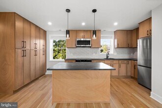 3472 S Utah St in Arlington, VA - Building Photo - Building Photo