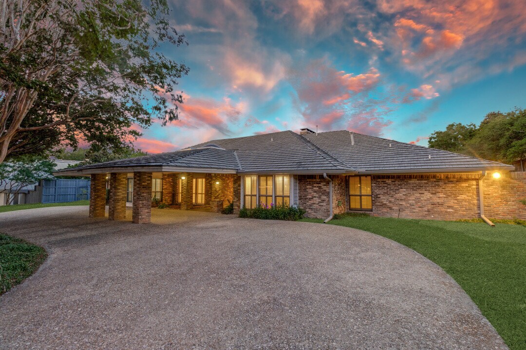 11710 Pine Forest Dr in Dallas, TX - Building Photo