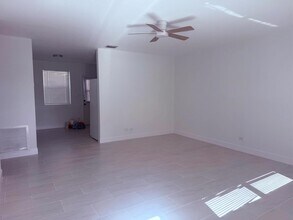 630 Prosperity Farms Rd in North Palm Beach, FL - Building Photo - Building Photo