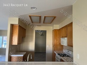 3443 Racquet Ln in Palmdale, CA - Building Photo - Building Photo