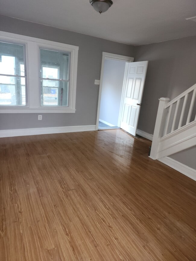 property at 2559 S Dewey St