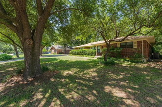 2114 Houston Pl in Denton, TX - Building Photo - Building Photo