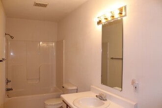 3428 Midvale Dr in Janesville, WI - Building Photo - Building Photo