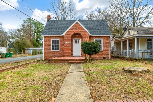 property at 3500 Decatur St