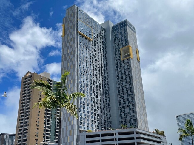 property at 988 Halekauwila St