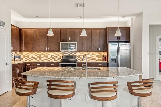 23508 Awabuki Dr in Venice, FL - Building Photo - Building Photo