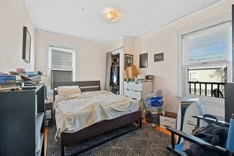 363 Washington St in Somerville, MA - Foto de edificio - Building Photo