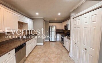 2102 Vine St in Chattanooga, TN - Foto de edificio - Building Photo