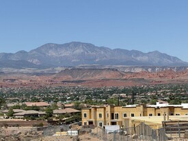 625 S Savio Dr in Saint George, UT - Building Photo