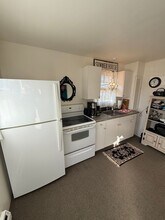 2220 New Falls Rd in Levittown, PA - Building Photo - Building Photo