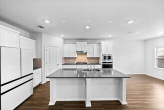 6723 Shiraz Wy in Converse, TX - Building Photo - Building Photo