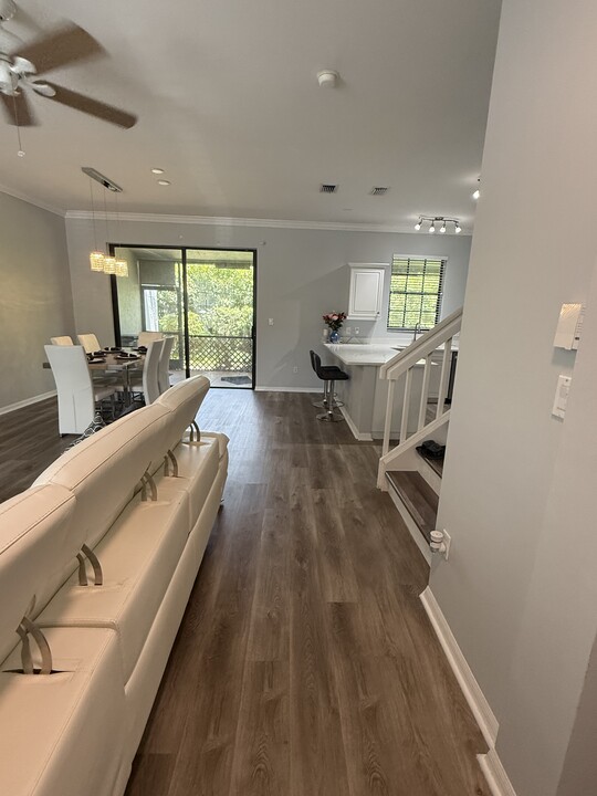 14617 Sutherland Ave in Naples, FL - Building Photo