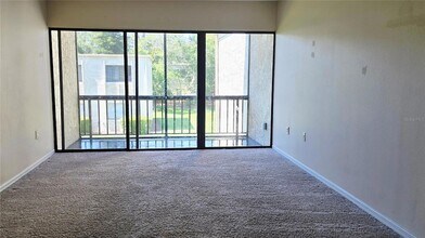 3272 S Semoran Blvd, Unit 25 in Orlando, FL - Building Photo - Building Photo