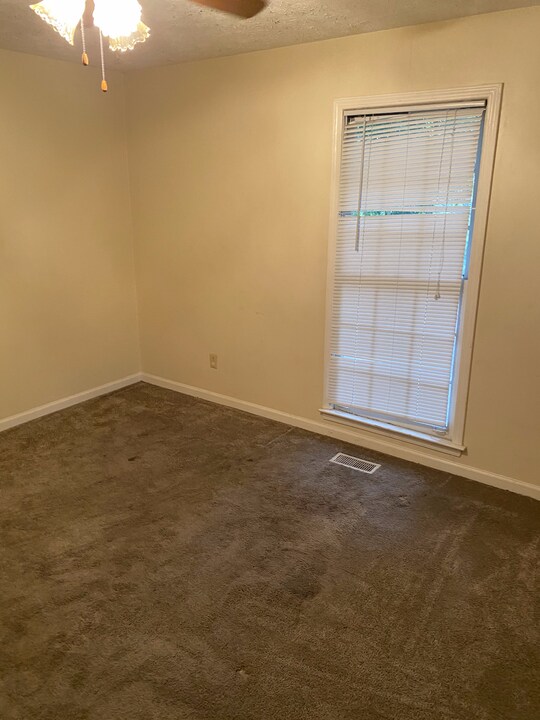 155 Hooten St in Mcdonough, GA - Building Photo