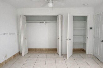 3500 Riverside Dr in Coral Springs, FL - Foto de edificio - Building Photo