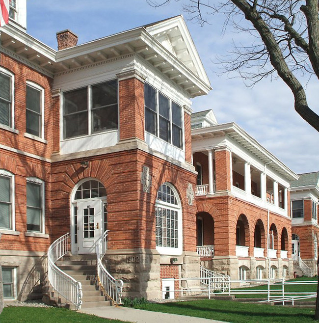 Sacred Heart Apartments in Garrett, IN - Building Photo - Primary Photo