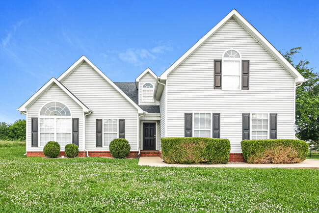 property at 2943 Hollicom Dr
