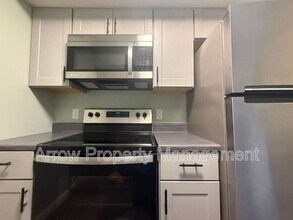 3405 Holdrege St in Lincoln, NE - Building Photo - Building Photo