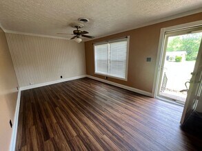 6200 Trena Trail in Louisville, KY - Building Photo - Building Photo