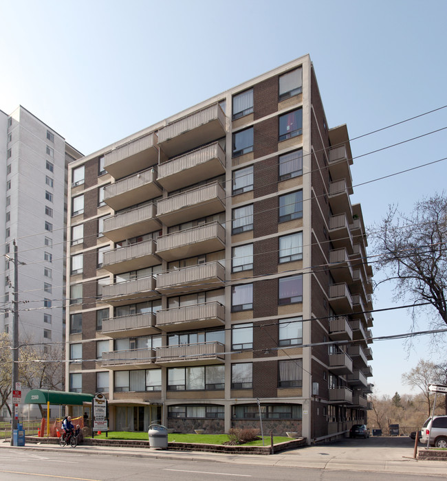 2260 Weston in Toronto, ON - Building Photo - Building Photo