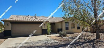 76 2nd St SE in Rio Rancho, NM - Building Photo