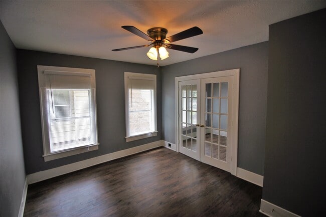 4405 Woodside St, Unit 2 in Houston, TX - Building Photo - Building Photo