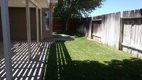 1273 Moonstone St in Hemet, CA - Building Photo - Building Photo