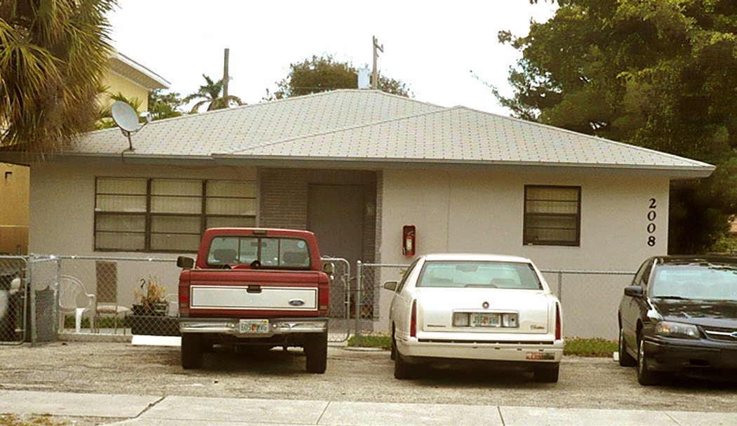 2008 Ponce De Leon Ave in West Palm Beach, FL - Building Photo