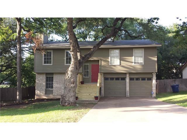 8114 Pilgrims Pl in Austin, TX - Building Photo