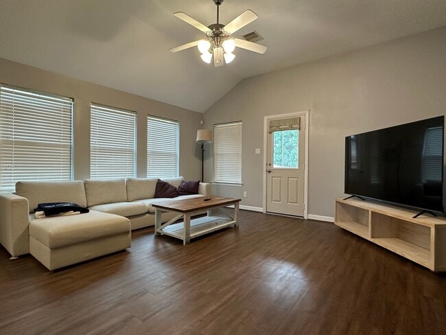 property at 419 Oak Chase Dr