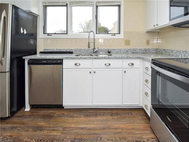 707 S Marshall St, Unit D in Winston-Salem, NC - Building Photo - Building Photo