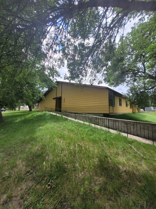 630 Lewis Ave, Unit D-8 Photo