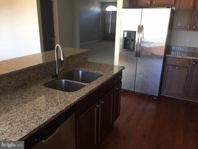 8708 Sagebrush Ln in Laurel, MD - Building Photo