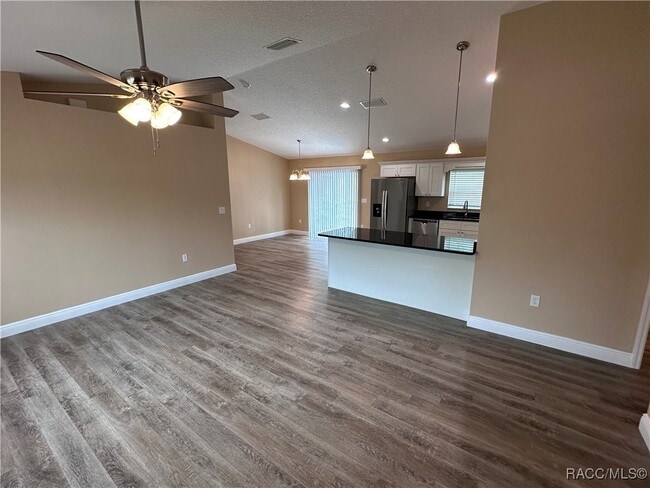 9238 N Agatha Dr in Citrus Springs, FL - Building Photo - Building Photo